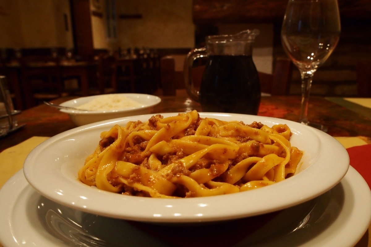 Bowl of tagliatelle al ragu with red wine, Bologna, Italy